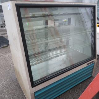 One True Deli Case With 2 Shelves. Model# TSID-48-2. 115 Volt. 48.5X29X50.5