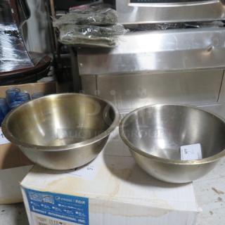 Assorted Size Stainless Steel Mixing Bowl. 2XBID