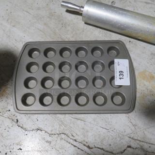 Mini Muffin Pan. 2XBID
