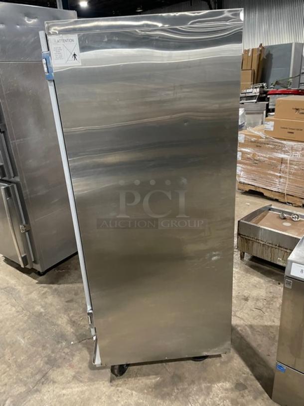 Cook Rite Commercial Stainless Steel Full-Height Single Door Insulated 18-Pan Heated Holding/Proofing Cabinet! With Built In Pan Slides! Model: ATHC-18-P SN: ATHC-18-PAUS100321091000C40638! 120V! On Casters! - Image 2 of 8