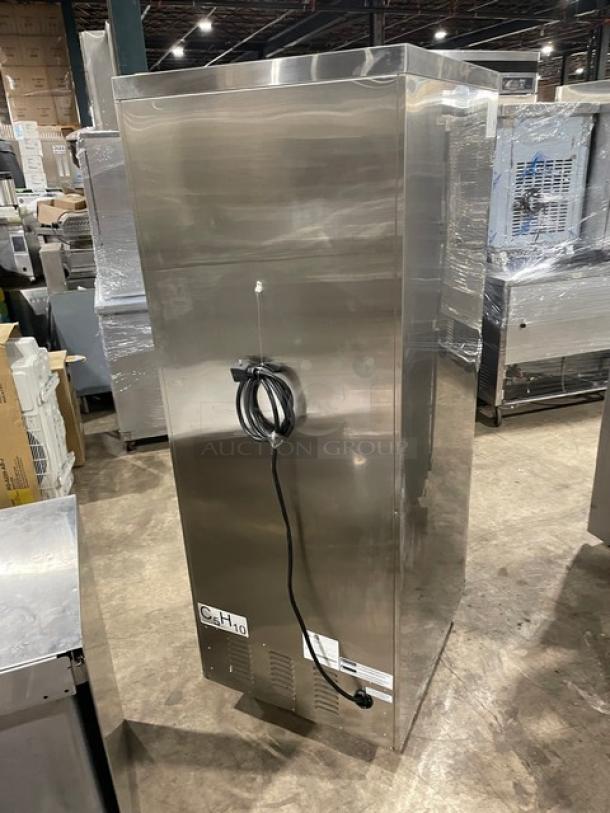 Cook Rite Commercial Stainless Steel Full-Height Single Door Insulated 18-Pan Heated Holding/Proofing Cabinet! With Built In Pan Slides! Model: ATHC-18-P SN: ATHC-18-PAUS100321091000C40638! 120V! On Casters! - Image 4 of 8