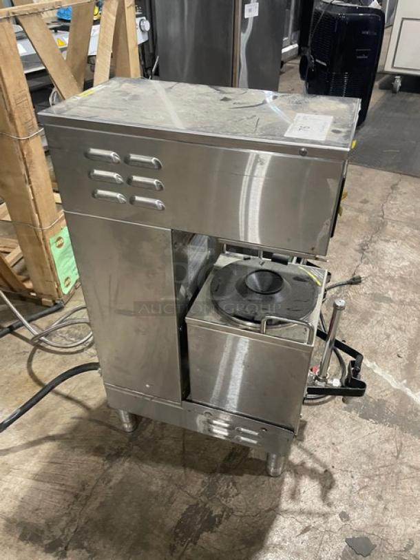 Curtis Commercial Stainless Steel Electric Powered Countertop Automatic Coffee Brewer! With Hot Water Dispenser! With 2 Coffee Servers! Model: GEMSIF10A2419 SN: 12860943! 220V 1 Phase! On Legs! - Image 3 of 8