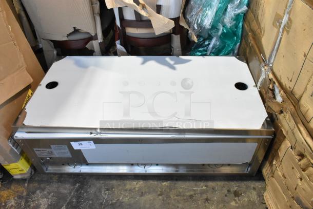 BRAND NEW SCRATCH AND DENT! 2025 ServIt 423EST3WSPB Three Pan Sealed Well Electric Steam Table with Partially Enclosed Base. 120 Volts, 1 Phase. Tested and Working! - Image 2 of 9