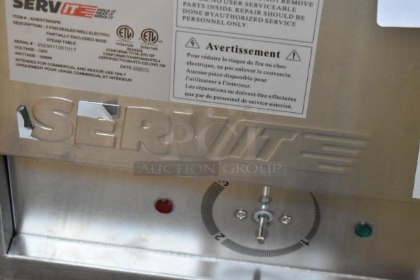 BRAND NEW SCRATCH AND DENT! 2025 ServIt 423EST3WSPB Three Pan Sealed Well Electric Steam Table with Partially Enclosed Base. 120 Volts, 1 Phase. Tested and Working! - Image 3 of 9