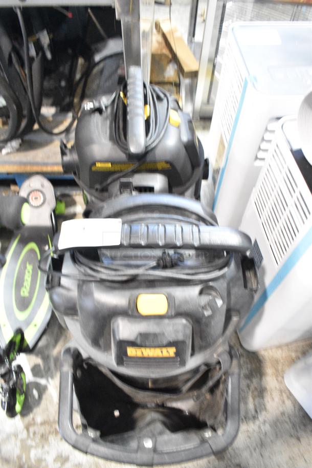 2 DeWalt DXV10SA Wet Dry Vac Vacuum Cleaner. 120 Volts, 1 Phase. 2 Times Your Bid! Tested and Working! - Image 8 of 9