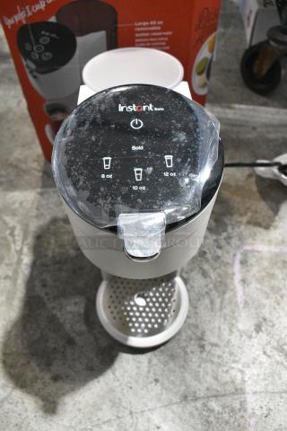 IN ORIGINAL BOX! Instant SSCM-1000 Single Serve Coffee Maker. 120 Volts, 1 Phase. - Item #1185388