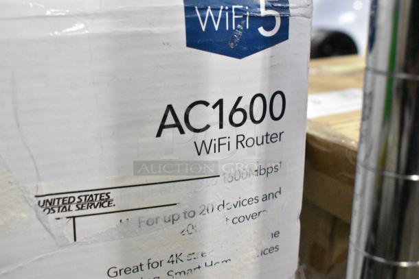 IN ORIGINAL BOX! Netgear AC1600 WiFi Router - Image 3 of 4
