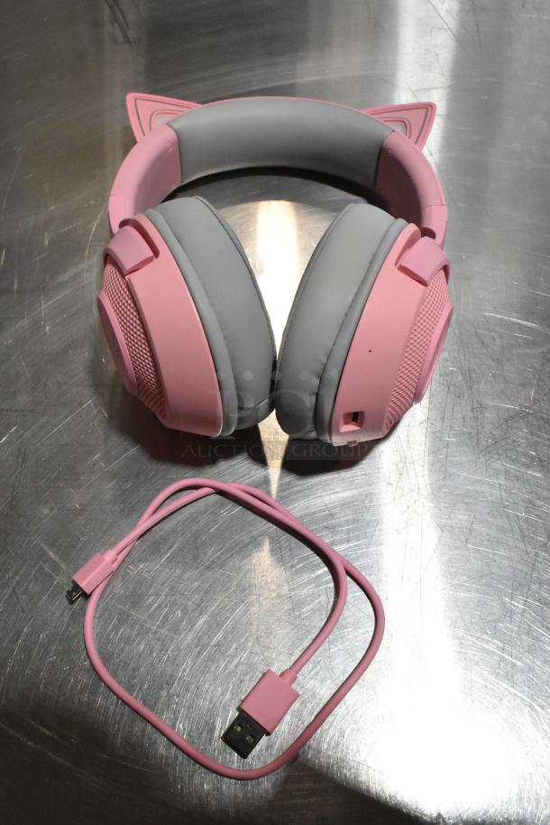 IN ORIGINAL BOX! Razer Kraken BT Bluetooth Headphones - Image 4 of 12