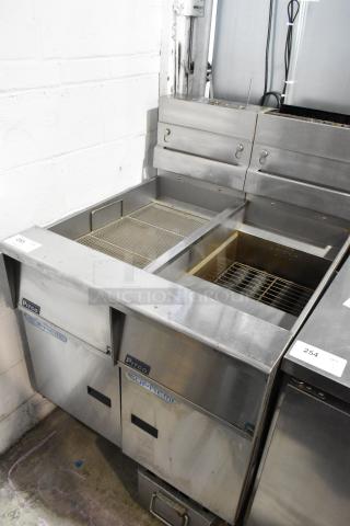 2018 Pitco Frialator SFSSH55 Solstice Supreme Stainless Steel Commercial Natural Gas Powered Deep Fat Fryer w/ Left Side Dumping Station and Filtration System on Commercial Casters. 80,000 BTU.