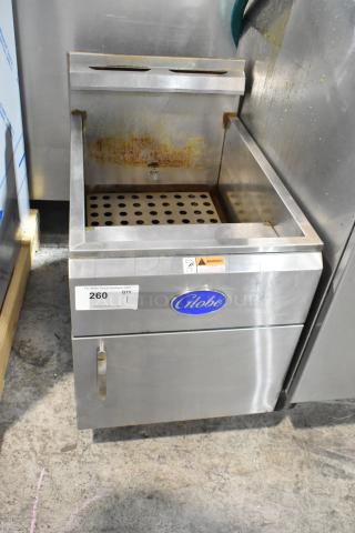 2023 Globe GF30G Stainless Steel Commercial Countertop Natural Gas Powered Deep Fat Fryer. 53,000 BTU.