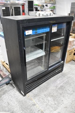 2016 True GDM-41SL-54-HC-LD Metal Commercial 2 Door Reach In Cooler Merchandiser w/ Poly Coated Racks 115 Volts, 1 Phase. Tested and Working!