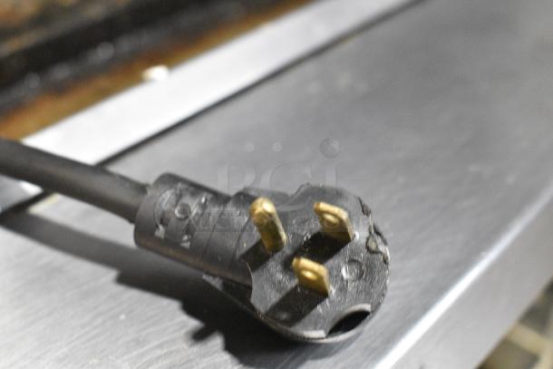 Imbera G319 Metal Commercial Single Door Reach In Cooler Merchandiser w/ Poly Coated Racks. 115 Volts, 1 Phase. Tested and Powers On But Does Not Get Cold - Image 8 of 8