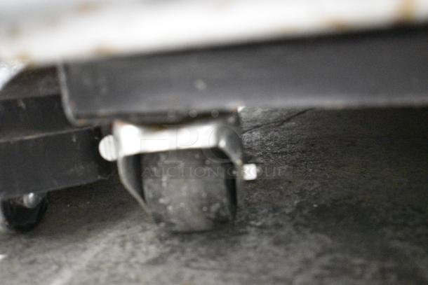 True T-35 Stainless Steel Commercial 2 Door Reach In Cooler on Commercial Casters. 115 Volts, 1 Phase. Tested and Powers On But Does Not Get Cold - Image 5 of 8