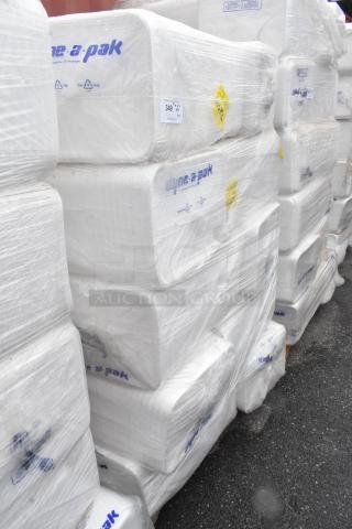 20 BRAND NEW SCRATCH AND DENT! Bundles of 12x16 White Foam Trays. 20 Times Your Bid!