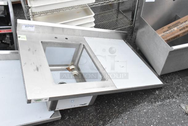 BRAND NEW SCRATCH AND DENT! Regency 600ST3048L 30" x 48" 16 Gauge Stainless Steel Work Table with Sink. No Legs. - Image 1 of 5