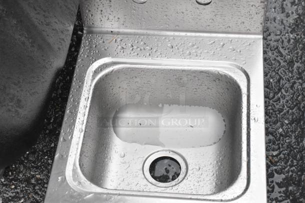 BRAND NEW SCRATCH AND DENT! Regency 600HS122H 9" x 9" x 5" Wall-Mounted Hand Sink with 4" Centers and Strainer - Image 4 of 5