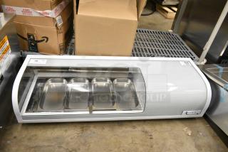 BRAND NEW SCRATCH AND DENT! Avantco 360RSD46HC 46" Countertop Refrigerated Sushi Display Case Merchandiser. 115 Volts, 1 Phase.