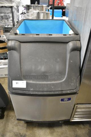 Manitowoc D320 Stainless Steel Commercial Ice Machine Bin.