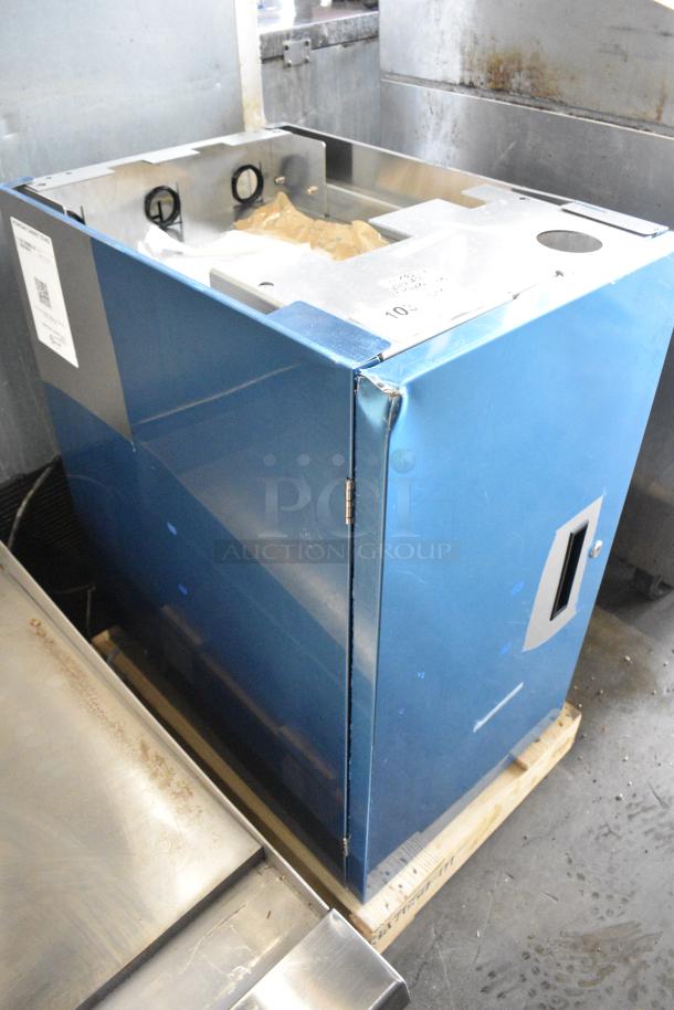 BRAND NEW SCRATCH AND DENT! 2024 Hoshizaki SD-271 Ice Machine and Water Dispenser Stand with Lockable Door - Image 2 of 7