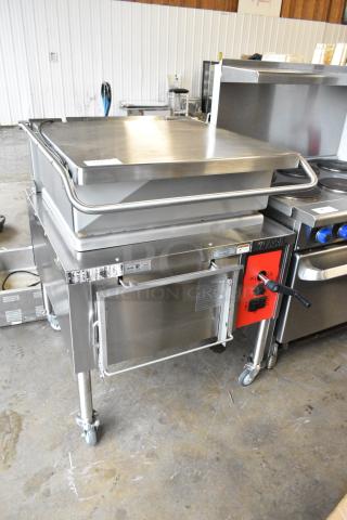 Vulcan VG30 Stainless Steel Commercial Floor Style Natural Gas 30 Gallon Manual Tilt Braising Pan / Tilt Skillet - 90,000 BTU.
