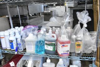 ALL ONE MONEY! Tier Lot of Various Items Including Wasp Hornet Killer, Betco AF79 Concentrate, Diversey Spitfire RTU Power Cleaner, Diversey Oxivir Five 16 Concentrate.