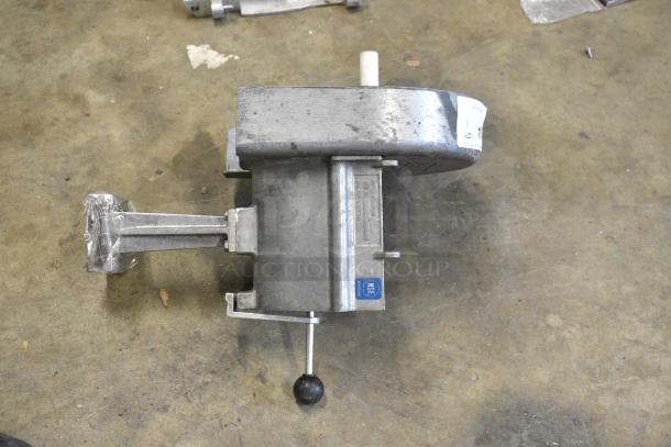 Nemco N55200AN Metal Commercial Vegetable Slicer w/ Pelican Head Piece. - Image 5 of 8
