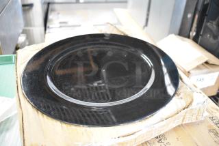 Box of Choice 176CGR13PBKS 13" Round Black Smooth Rim Plastic Charger Plate