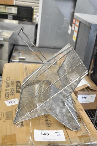 BRAND NEW SCRATCH AND DENT! Metal Fry Basket.