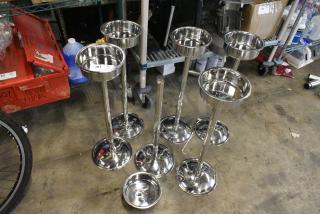 6 BRAND NEW SCRATCH AND DENT! Metal Champagne Buckets. 1 Needs To Be Repaired. 6 Times Your Bid!
