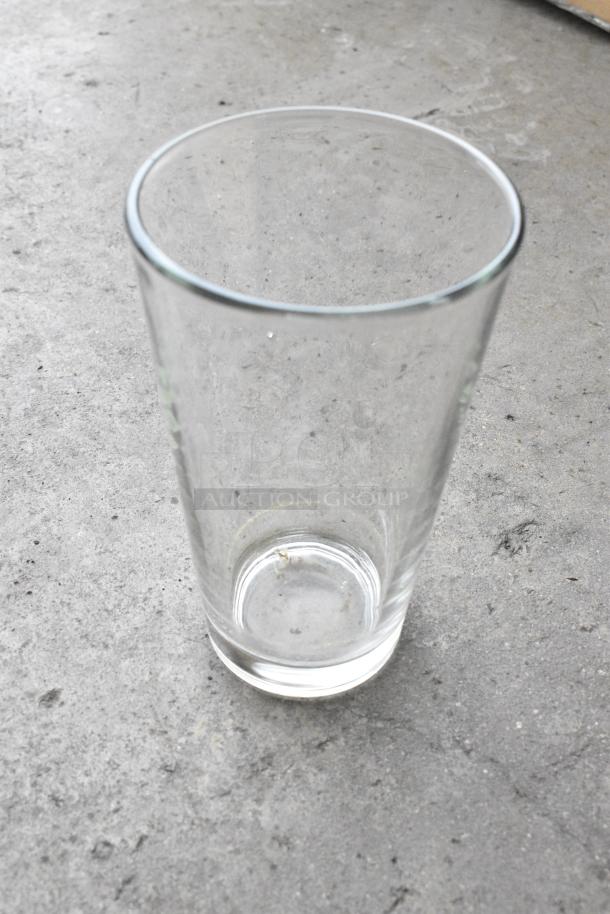 BRAND NEW SCRATCH AND DENT! Box of 22 Libbey 1639 16 oz. Customizable Rim Tempered Mixing Glass / Pint Glass - Image 1 of 5