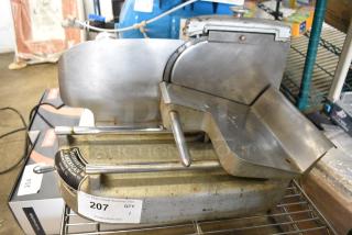 American Slicing Machine Metal Countertop Meat Slicer. 115 Volts, 1 Phase. - Item #1184443