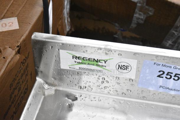 BRAND NEW SCRATCH AND DENT! Regency 600GRSU2324C Stainless Steel Corrugated Top Glass Rack Storage Unit - 23" x 24" - Image 7 of 7