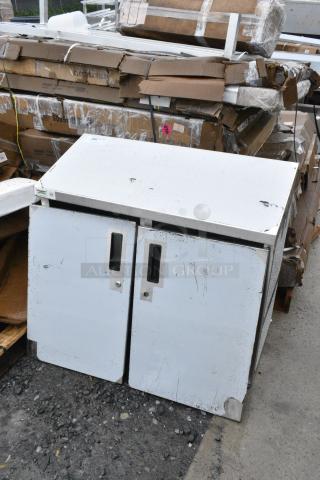 BRAND NEW SCRATCH AND DENT! Regency 600WCH1536 36" Stainless Steel Wall Cabinet with Hinged Doors