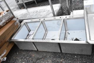 BRAND NEW SCRATCH AND DENT! Regency 600DI31612 16" x 20" x 12" 16-Gauge Stainless Steel Three Compartment Drop-In Sink