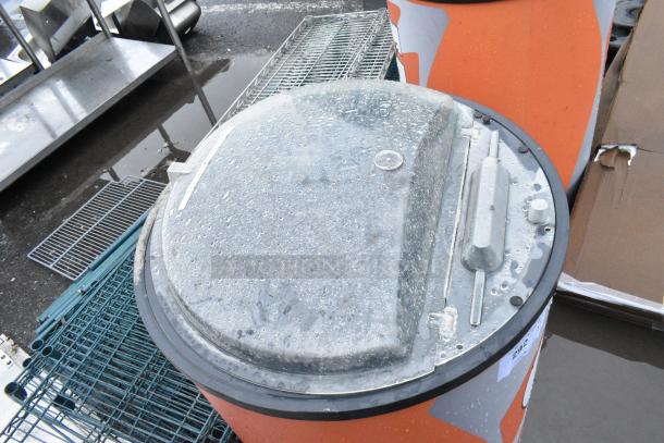 2 Portable Ice Cooler Merchandiser on Commercial Casters. 2 Times Your Bid! - Image 3 of 5