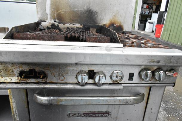 Southbend 4361D-2CL Stainless Steel Natural Gas Powered Charbroiler w/ 2 Burner Range, Oven and Back Splash on Commercial Casters. - Image 5 of 10