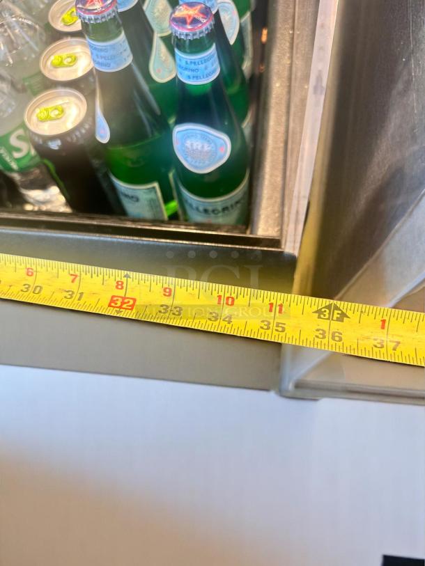 Excellent Condition Open-Air Refrigerated Beverage Cooler – Black Finish – 36" – Fully Tested & Working! – Code BPT 21 - Image 4 of 6