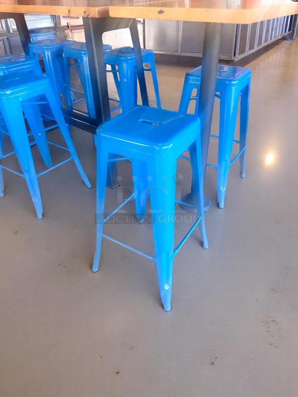 Lot of 10 – Excellent Condition Blue Metal Bar Stools – 30" Seat Height – Stackable – Code BPT 20 - Image 4 of 4