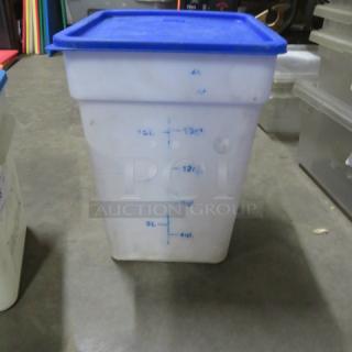 One 22 Quart Food Storage Container With Lid.