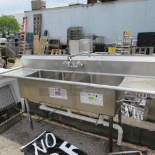 One Stainless Steel 3 Compartment Sink With Faucet And R/L Drain Board. 90X24X44 - Item #1188733