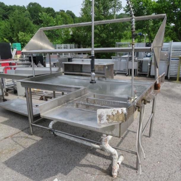 One Stainless Steel Dirty Side Dish Table With Sink, And Hose Sprayer, And Stainless Steel Over Shelf. 76X76X68 - Image 3 of 4