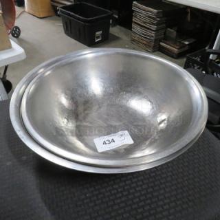 18 Inch Stainless Steel Mixing Bowl. 3XBID