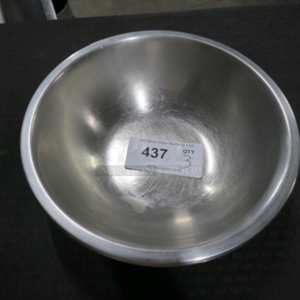 11 Inch Stainless Steel Mixing Bowl. 3XBID - Image 1 of 1
