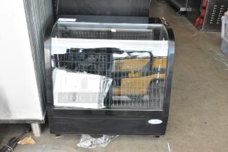 BRAND NEW SCRATCH AND DENT! KoolMore CDC-3C-BK Metal Countertop Refrigerator Display Case Merchandiser. 110-120 Volts, 1 Phase.