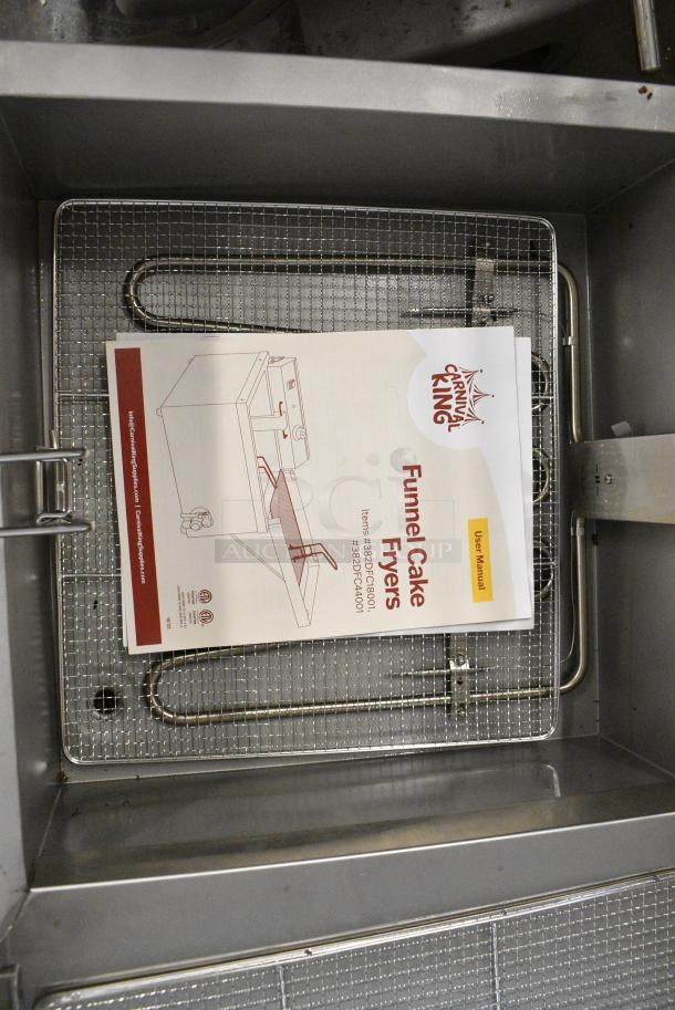 BRAND NEW SCRATCH AND DENT! Carnival King 382DFC44001 Stainless Steel 25 lb. Funnel Cake / Donut Fryer. 240 Volts, 1 Phase. - Image 5 of 11