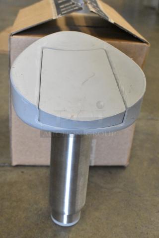 BRAND NEW SCRATCH AND DENT! Kason 69000TJ2000 Toilet Jack