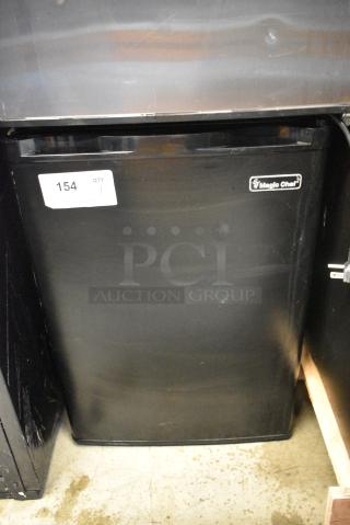 Magic Chef HMBR265BE1 Mini Cooler. 115 Volts, 1 Phase. Tested and Powers On But Does Not Get Cold - Item #1182906