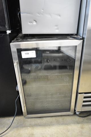 Frigidaire EFMIS155 Mini Cooler Merchandiser. 115 Volts, 1 Phase. Tested and Working! - Item #1182911