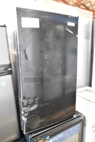 Igloo IRF32BK Mini Cooler. 115 Volts, 1 Phase. Tested and Powers On But Does Not Get Cold - Item #1182920
