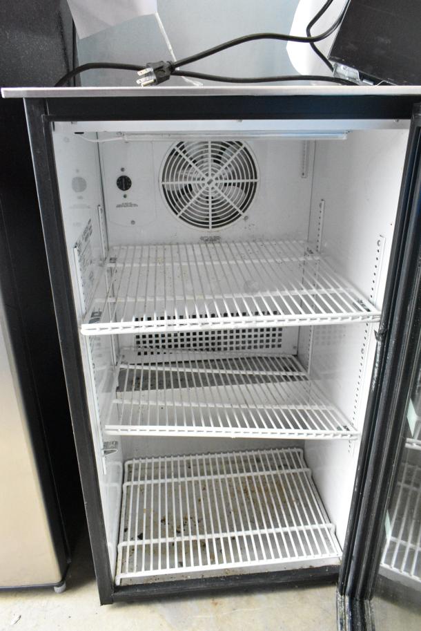 2016 True GDM-06-LD Metal Mini Cooler Merchandiser. 115 Volts, 1 Phase. Tested and Working! - Image 2 of 4
